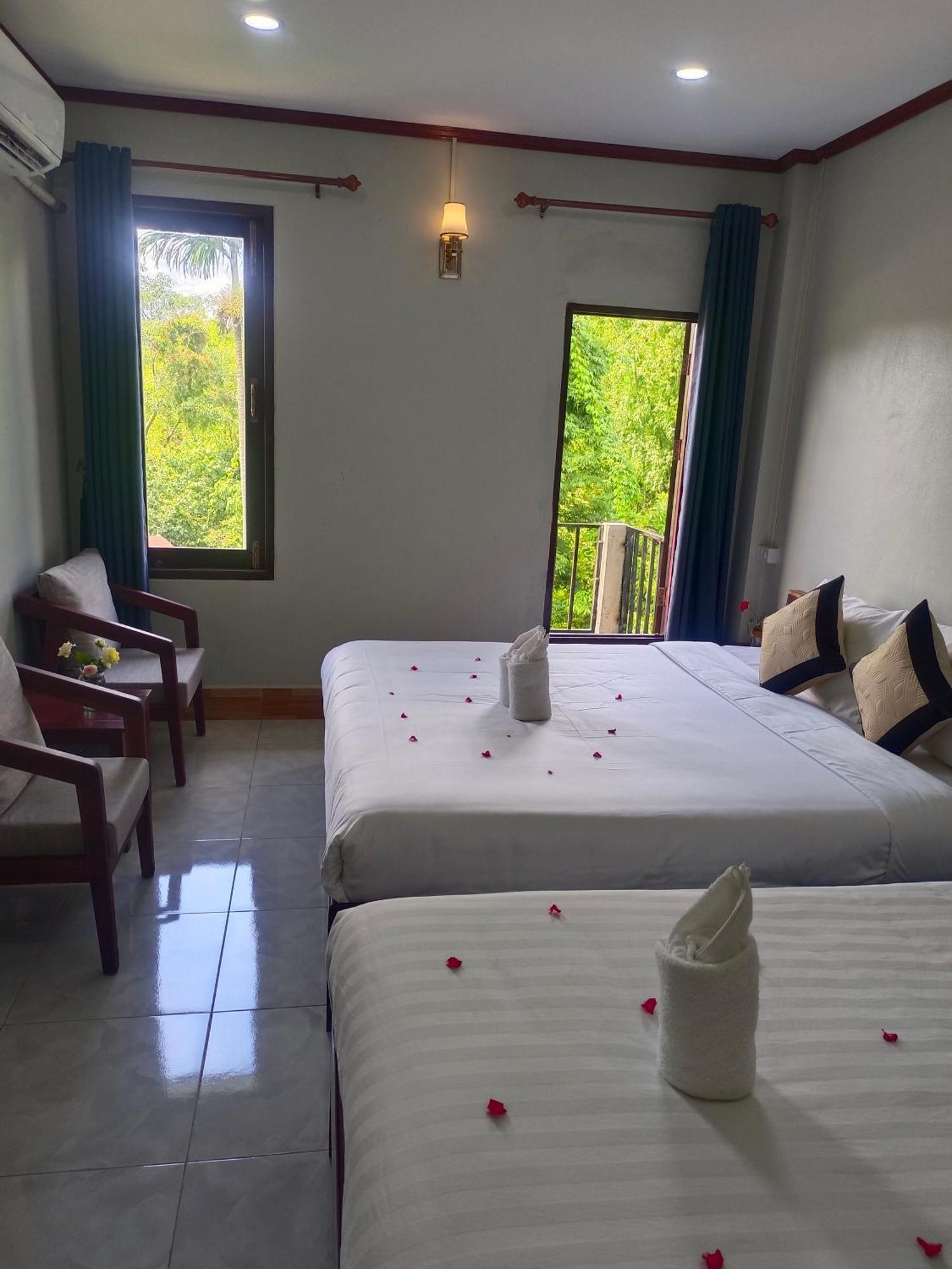 Dok Champa Resort Vang Vieng Exterior photo